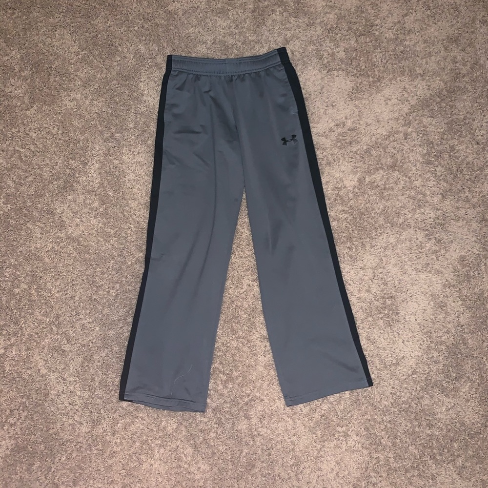 Grey Under Armour sweatpants